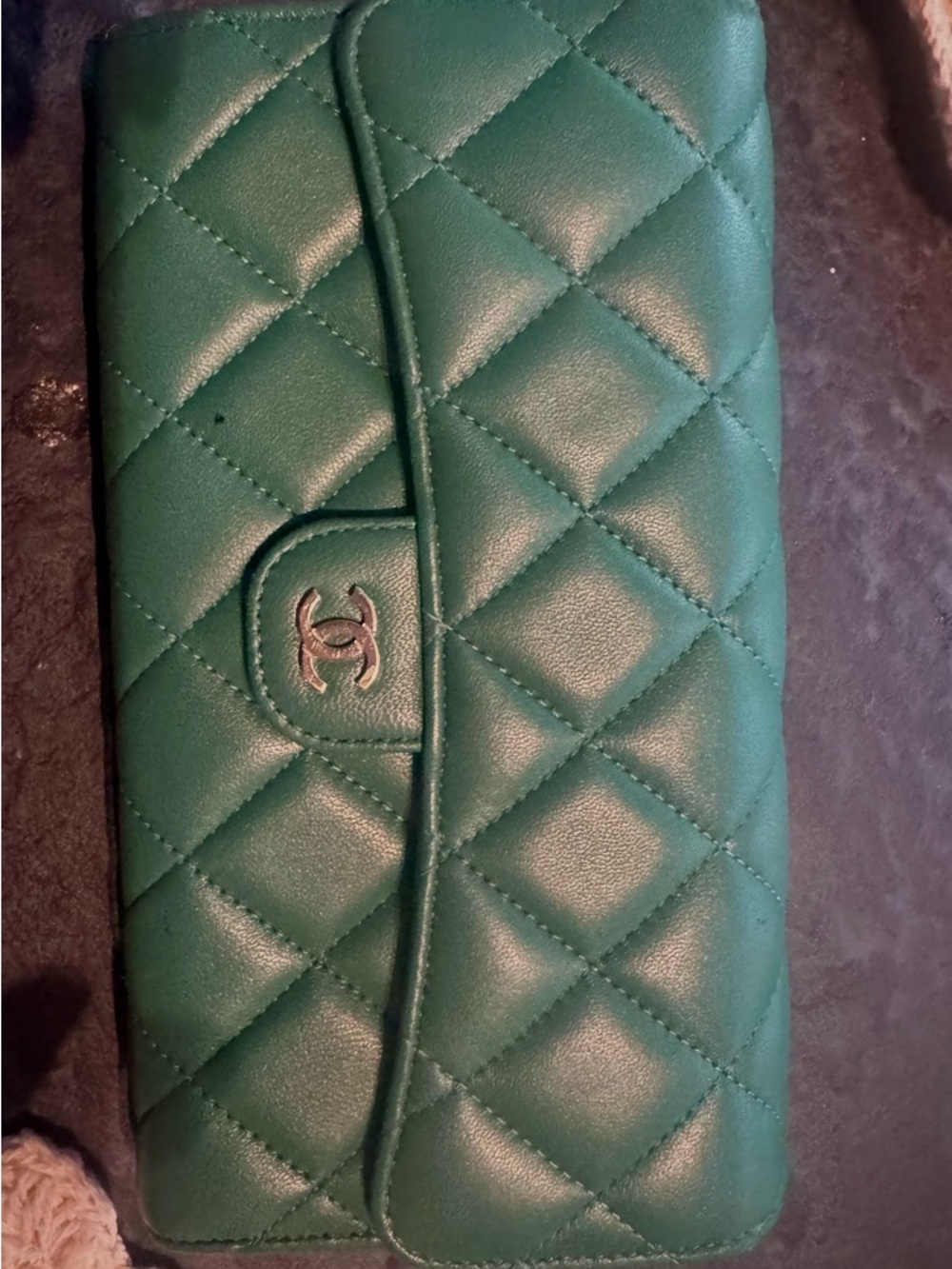 CHANEL Quilted Emerald Green Leather Wallet with CC Logo